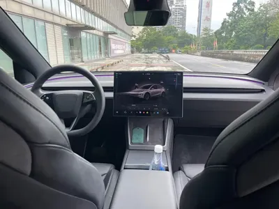 Tesla Model Y L