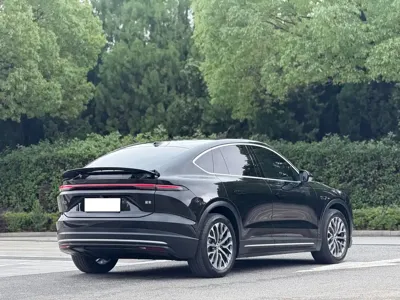 Nio EC6