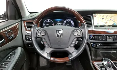 Hyundai Equus