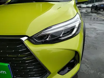 Toyota Yaris L