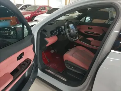 Nio EC6
