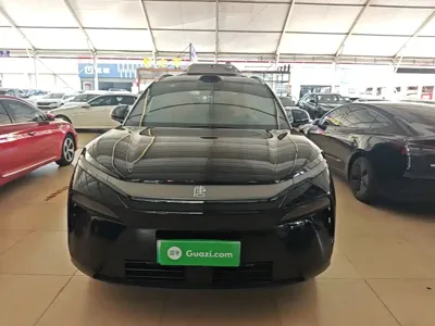 BYD 唐L