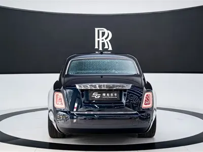 Rolls-Royce Phantom