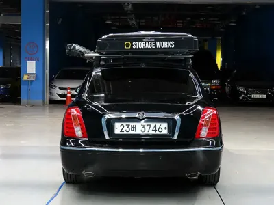 Kia Opirus