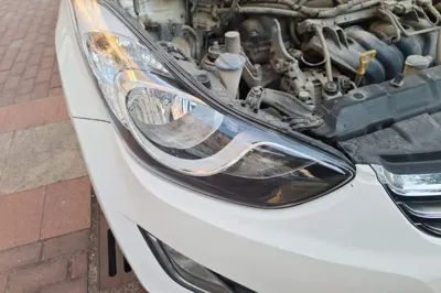 Hyundai Elantra (5th Generation
