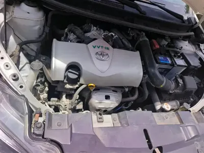 Toyota Yaris L