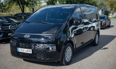 Hyundai Staria