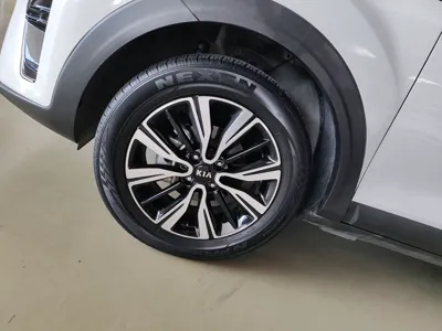 Kia kx1 Stonic