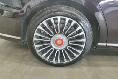 Hongqi H9