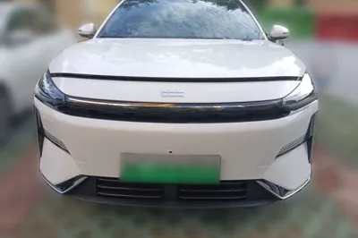 Geely Galaxy L6