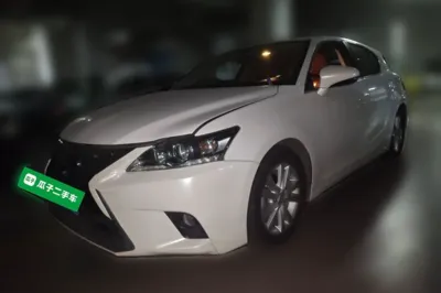Lexus CT