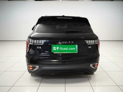 Lynk & Co 01