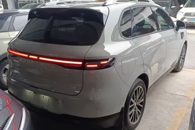 Leapmotor B10