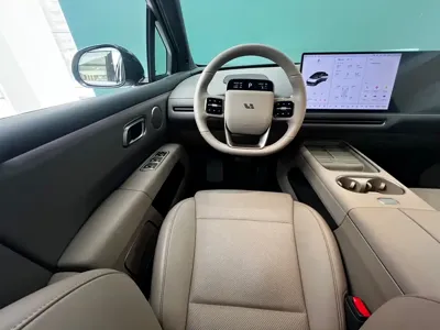 Li Auto 理想i6