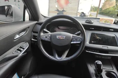 Cadillac XT4