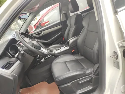 Zotye SR7