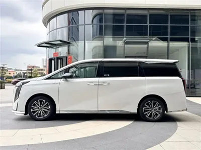 GAC Motor Trumpchi M8