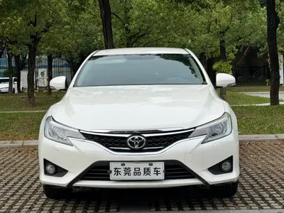 Toyota Reiz