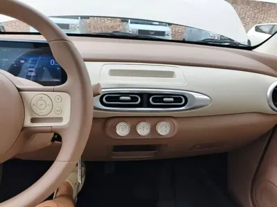 Wuling MINIEV