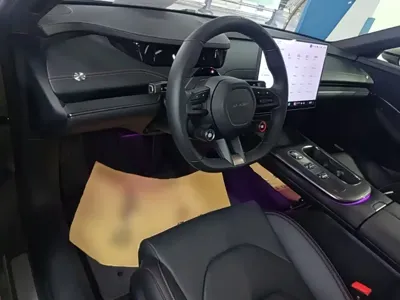 Xiaomi SU7