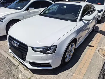 Audi A5 (Import)
