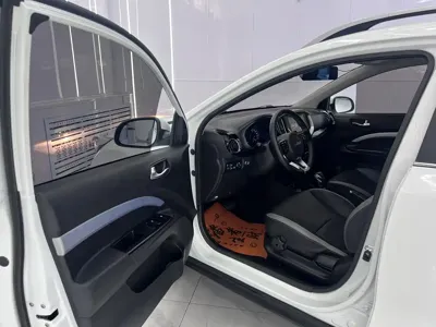 Kia KX1
