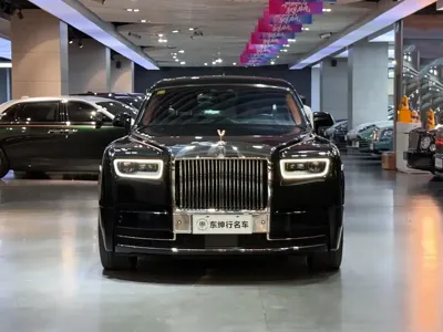 Rolls-Royce Phantom
