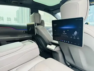 Nio ET7