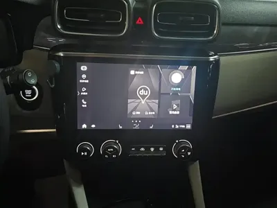 Lynk & Co 02