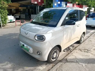Wuling MINIEV