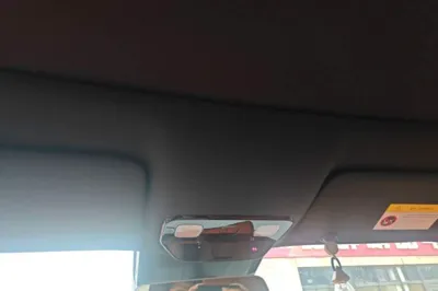 Li Auto L8
