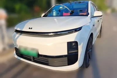 Li Auto L6