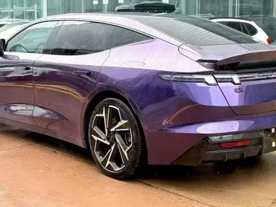 Lynk & Co Z10