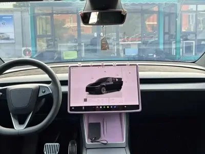 Tesla Model Y L