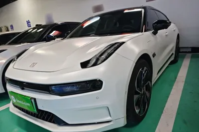 Zeekr 001