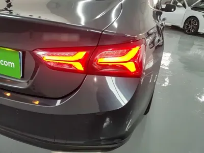 Chevrolet Malibu XL