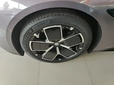 Xiaomi SU7