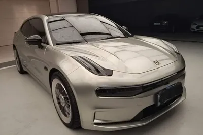 Zeekr 001