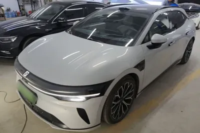 Zeekr 007GT
