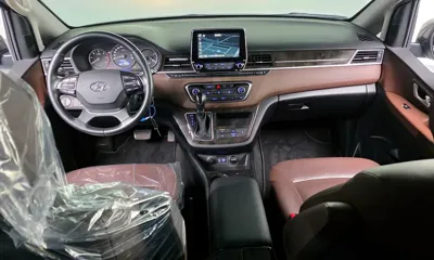 Hyundai Starex
