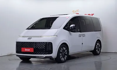 Hyundai Staria