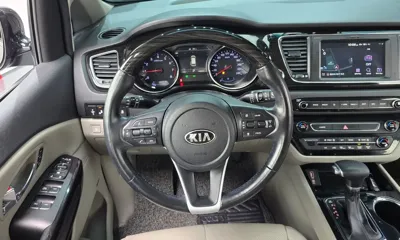 Kia Canival