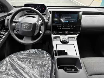 Toyota 铂智4X