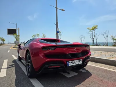 Ferrari 296