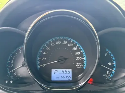 Toyota Yaris L