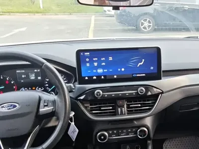 Ford Focus Active
