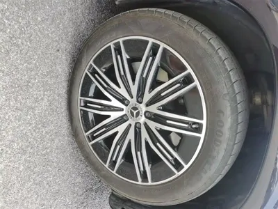 Mercedes-Benz EQS SUV