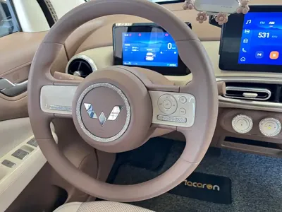 Wuling MINIEV