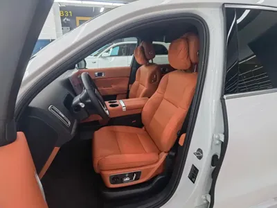 Li Auto Li L8