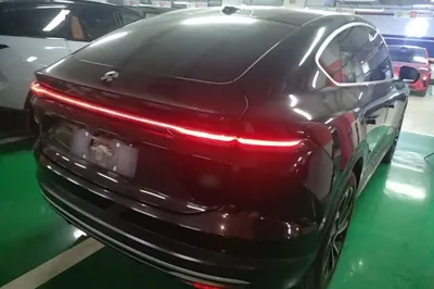 Nio EC6